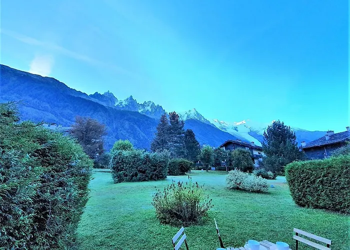Vue Mont Blanc Avec Jardin Apartment Chamonix